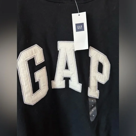 New Gap Logo Sweatshirt Black with White Logo in front - Picture 3 of 6